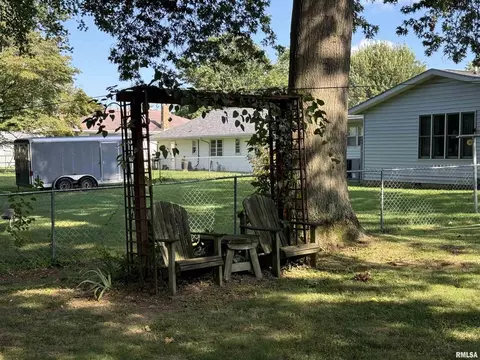 101 Apple Ln, Anna, IL 62906 photo 6