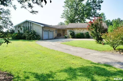 970 Country Club Rd, Metropolis, IL 62960