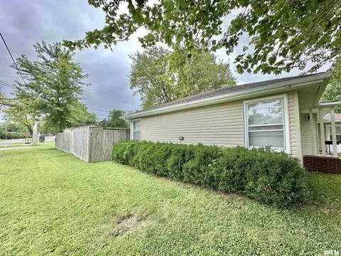701 E 3rd St, Flora, IL 62839 photo 62