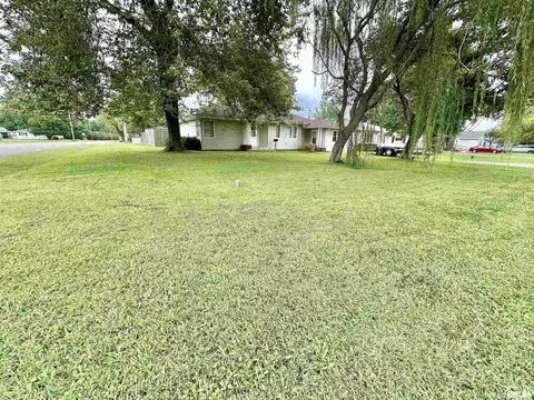 701 E 3rd St, Flora, IL 62839 photo 6