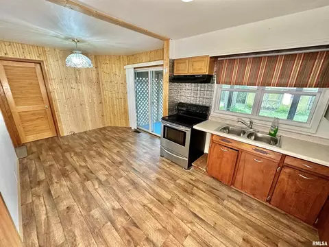 701 E 3rd St, Flora, IL 62839 photo 28
