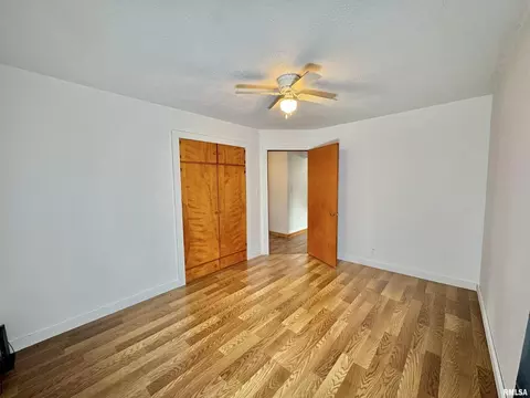 701 E 3rd St, Flora, IL 62839 photo 22