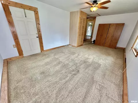 701 E 3rd St, Flora, IL 62839 photo 32
