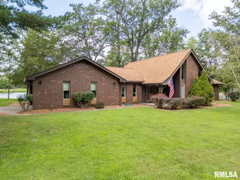 12170 Deer Run Rd, Marion, IL 62959