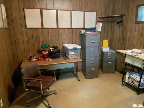 730 Golf Course Rd, Eldorado, IL 62930 photo 37