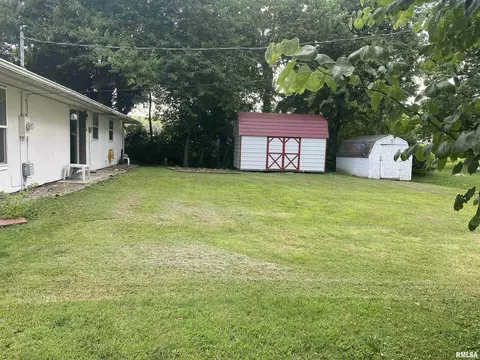 2414 Doris St, Murphysboro, IL 62966 photo 17