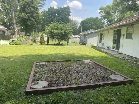 2414 Doris St, Murphysboro, IL 62966 photo 19