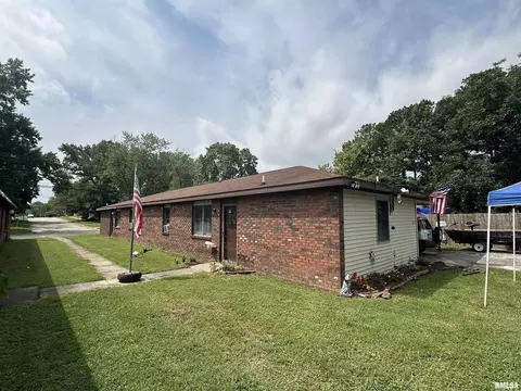 2202 Illinois Ave #3 & 4, Murphysboro, IL 62966