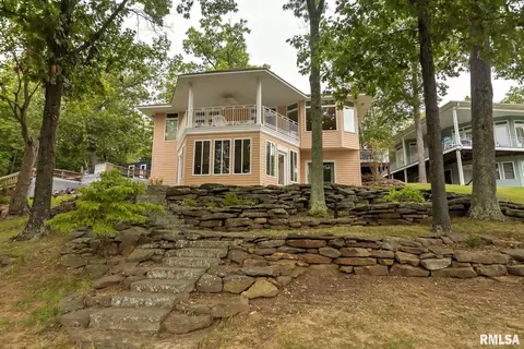 2452 Egyptian Hills Dr, Creal Springs, IL 62922