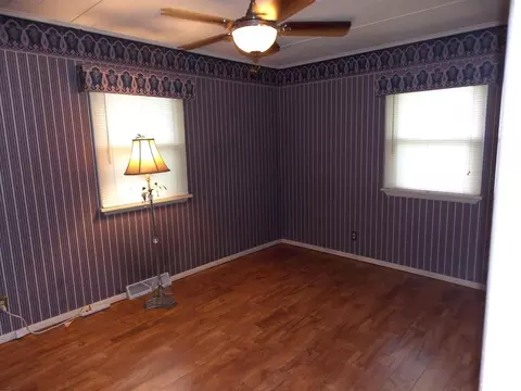 517 S Walnut St, Sandoval, IL 62882 photo 16