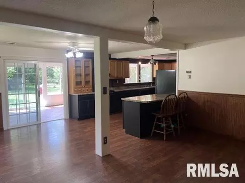 14555 Allen Rd, Herrin, IL 62948 photo 5