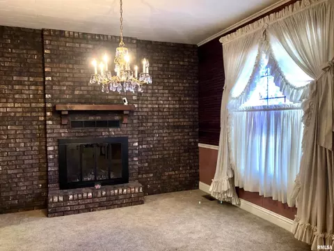 1315 W Monroe Rd, Herrin, IL 62948 photo 7