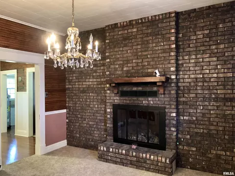 1315 W Monroe Rd, Herrin, IL 62948 photo 6