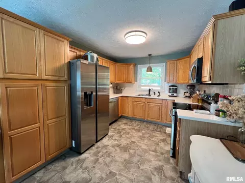 11575 E Radisson Rd, Mount Vernon, IL 62864 photo 4