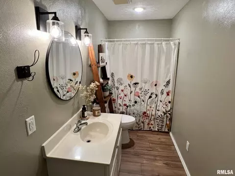 11575 E Radisson Rd, Mount Vernon, IL 62864 photo 9