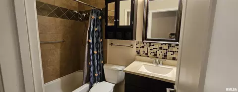Bath - 93 Seminole St, Mcclure, IL 62957 photo 1 of 1