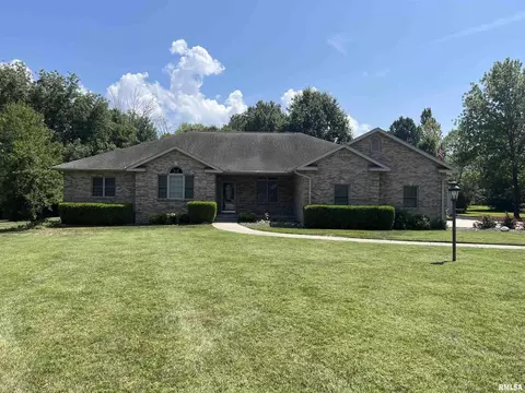 36 Lookout Pt, Murphysboro, IL 62966