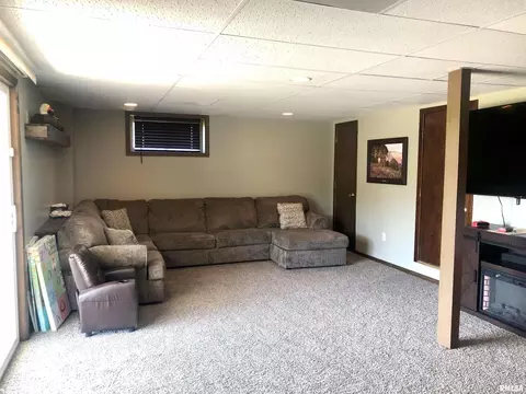 11261 Day Rd, Marion, IL 62959 photo 6