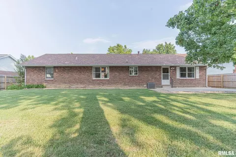 602 Osage Dr, Centralia, IL 62801 photo 22