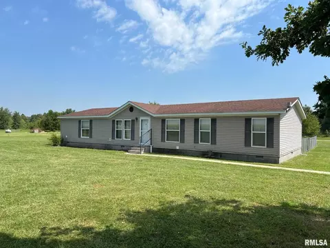 19752 County Highway 18, Centralia, IL 62801