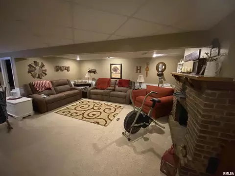 206 Golf Ln, Centralia, IL 62801 photo 13