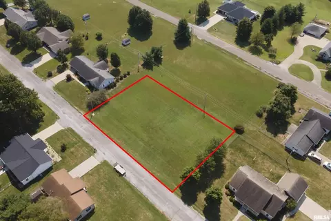 000 Memory Ln, Mcleansboro, IL 62859 photo 7