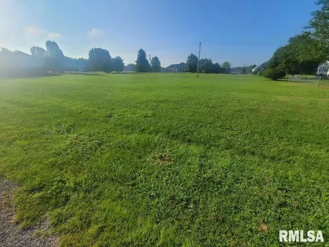 000 Memory Ln, Mcleansboro, IL 62859 photo 3