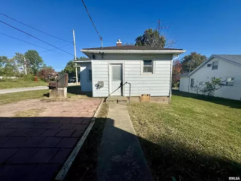 706 Mckinley St, Anna, IL 62906 photo 4
