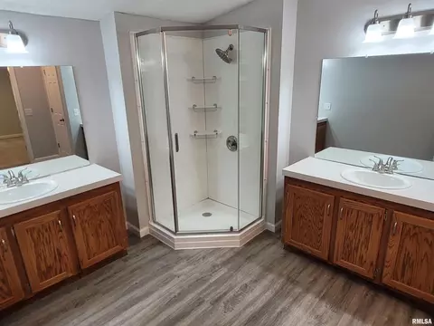 311 E Main St, Odin, IL 62870 photo 26