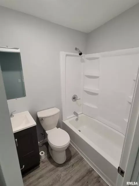 311 E Main St, Odin, IL 62870 photo 18
