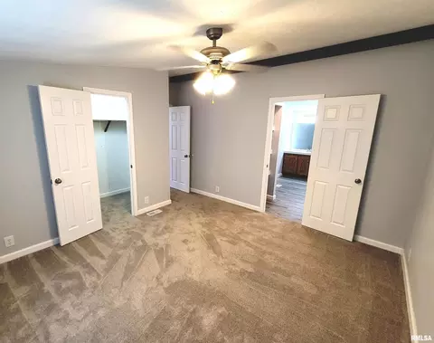 311 E Main St, Odin, IL 62870 photo 25