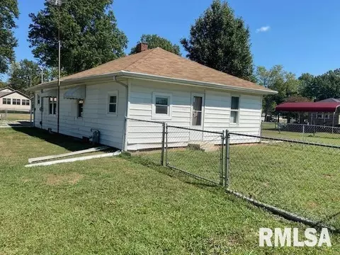 903 Enterprise St, Benton, IL 62812