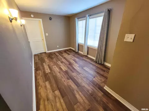 117 S Jasper St, Olney, IL 62450 photo 13