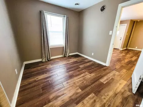 117 S Jasper St, Olney, IL 62450 photo 30