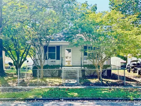 2029 Hortense St, Murphysboro, IL 62966