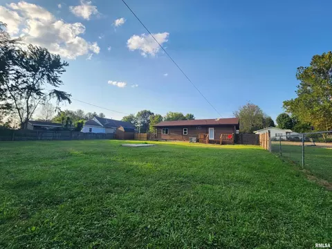 220 W Pulley St, Hurst, IL 62949 photo 35