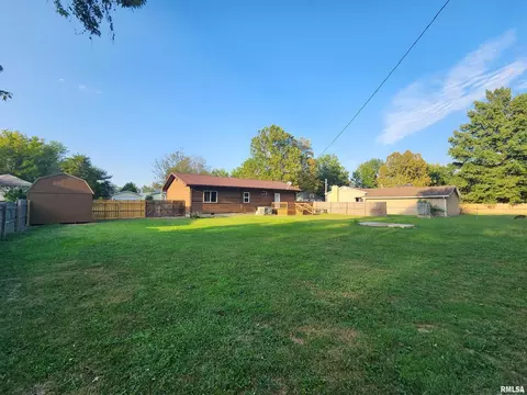 220 W Pulley St, Hurst, IL 62949 photo 37