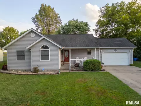 2219 Jennifer Ln, Marion, IL 62959
