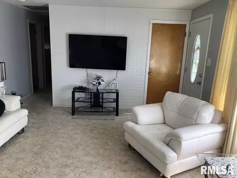 44 Cherry Dr, Mount Vernon, IL 62864 photo 8