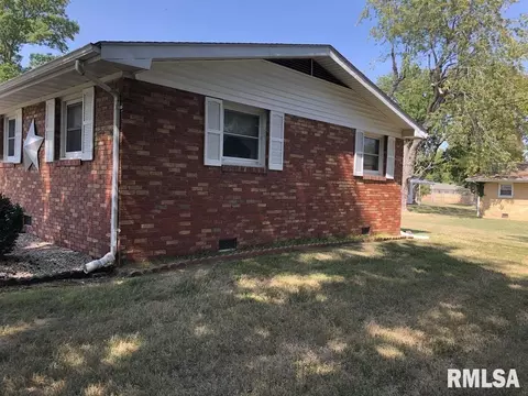 44 Cherry Dr, Mount Vernon, IL 62864 photo 2