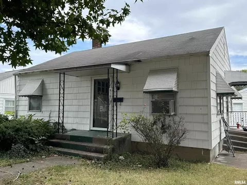 910 Keough St, Murphysboro, IL 62966