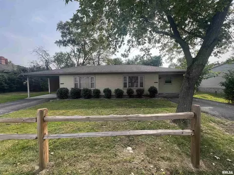 1505 N Glendale St, Marion, IL 62959