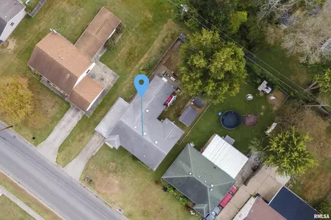 908 E Stotlar St, Herrin, IL 62948 photo 28