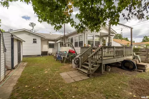 908 E Stotlar St, Herrin, IL 62948 photo 23