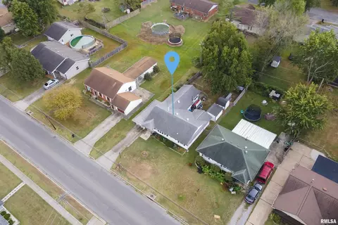 908 E Stotlar St, Herrin, IL 62948 photo 27