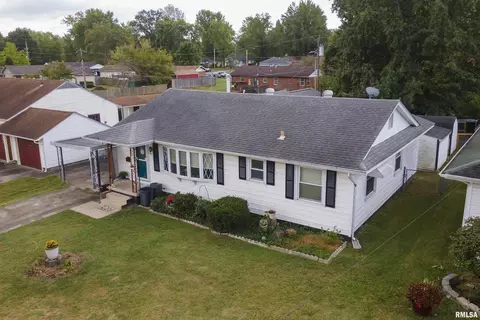 908 E Stotlar St, Herrin, IL 62948 photo 31