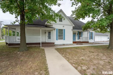 900 W White St, Marion, IL 62959