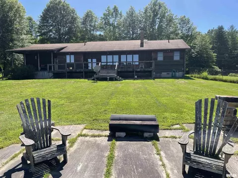525 Hawk Hill Ln, Buncombe, IL 62912