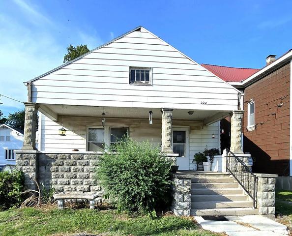 222 W Noleman St, Centralia, IL 62801