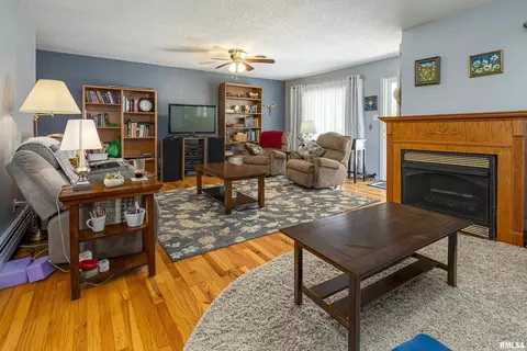 106 Belcher Rd, Anna, IL 62906 photo 4